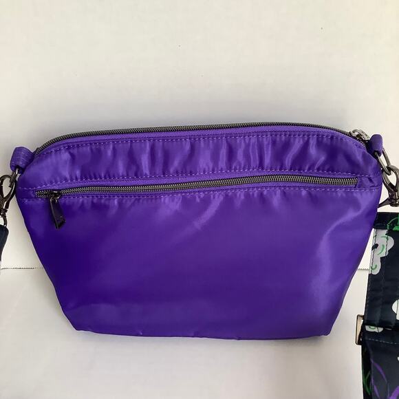 Lug Flare 2 Crossbody Bag Purple Floral - Picture 3 of 11